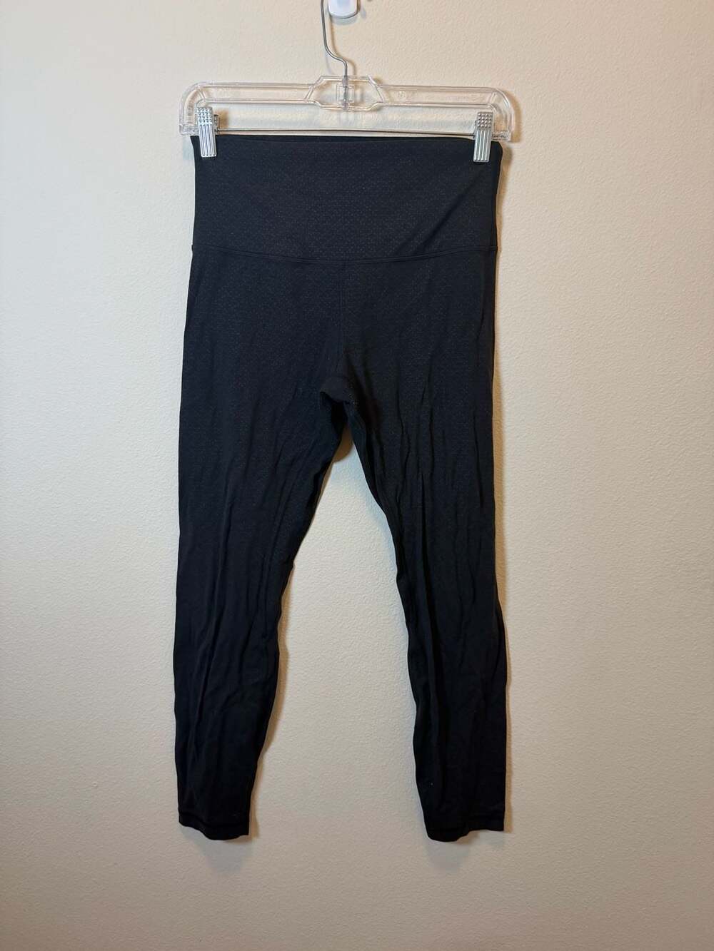 Lululemon Athletica High-Rise Black Patterned Leggings Size 6